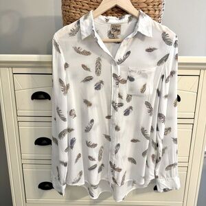 Como Vintage Feather Lightweight White Button Down Curved Hem Shirt Women’s S